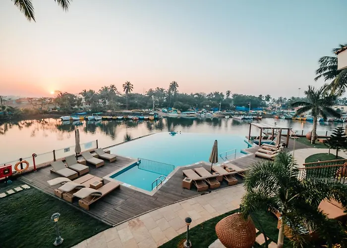Acron Waterfront Resort